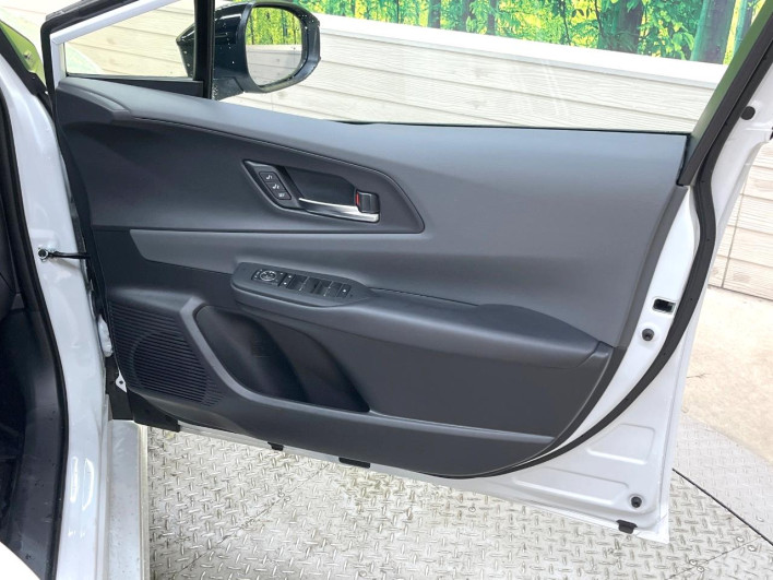 2024 Toyota Prius 6LA-MXWH61 (UW-69f06767d3556)[25]