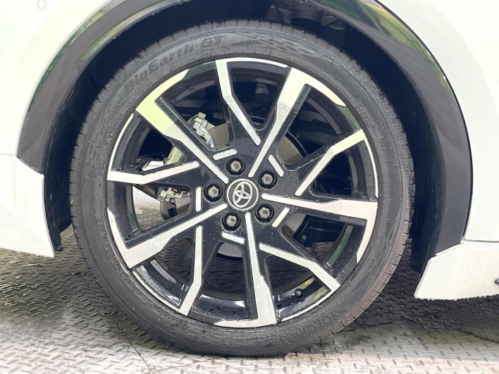 2024 Toyota Prius 6LA-MXWH61 (UW-69f06767d3556)[22]