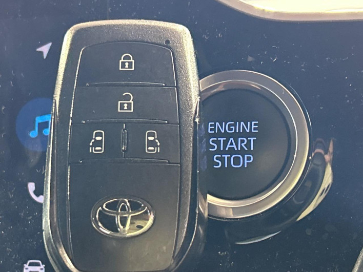 2023 Toyota Noah 6BA-MZRA90W (UW-69f067681910c)[7]