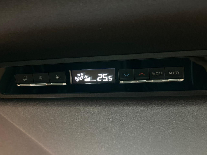 2023 Toyota Noah 6BA-MZRA90W (UW-69f067681910c)[25]