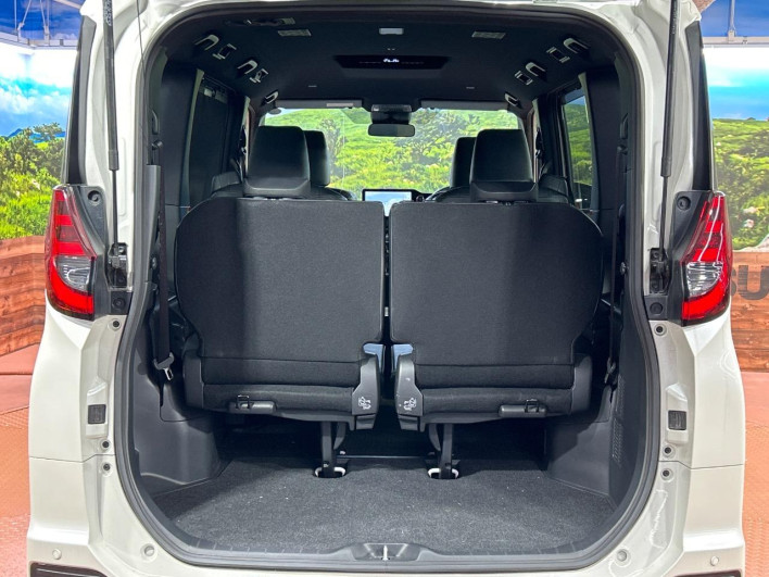 2023 Toyota Noah 6BA-MZRA90W (UW-69f067681910c)[29]