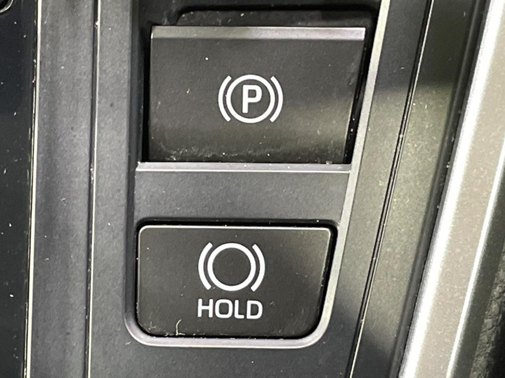 2023 Toyota Noah 6BA-MZRA90W (UW-69f06768a4bf6)[22]