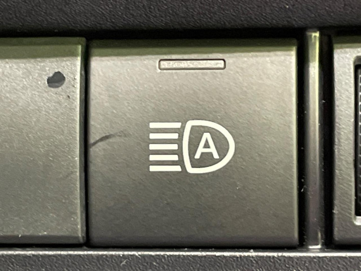 2023 Toyota Noah 6BA-MZRA90W (UW-69f06768a4bf6)[7]