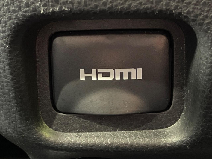 2023 Toyota Noah 6BA-MZRA90W (UW-69f06768a4bf6)[25]