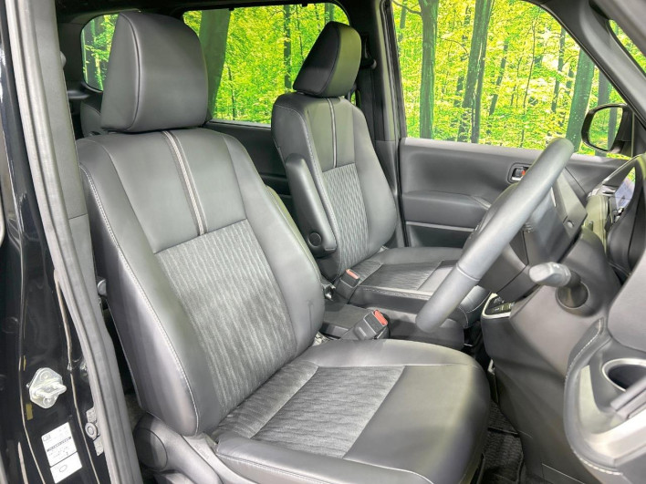 2023 Toyota Noah 6BA-MZRA90W (UW-69f06769aaa5b)[21]