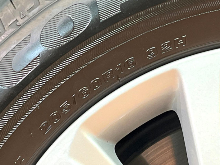 2024 Toyota Noah 6BA-MZRA90W (UW-69f06769d4ec2)[20]