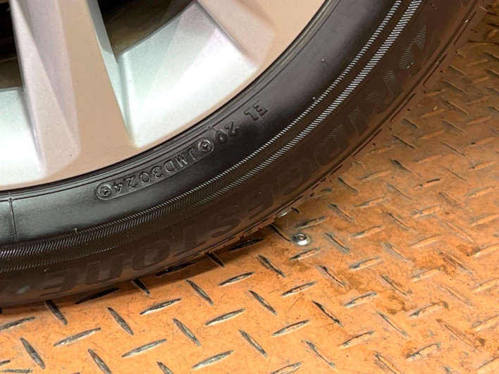 2024 Toyota Noah 6BA-MZRA90W (UW-69f06769d4ec2)[19]