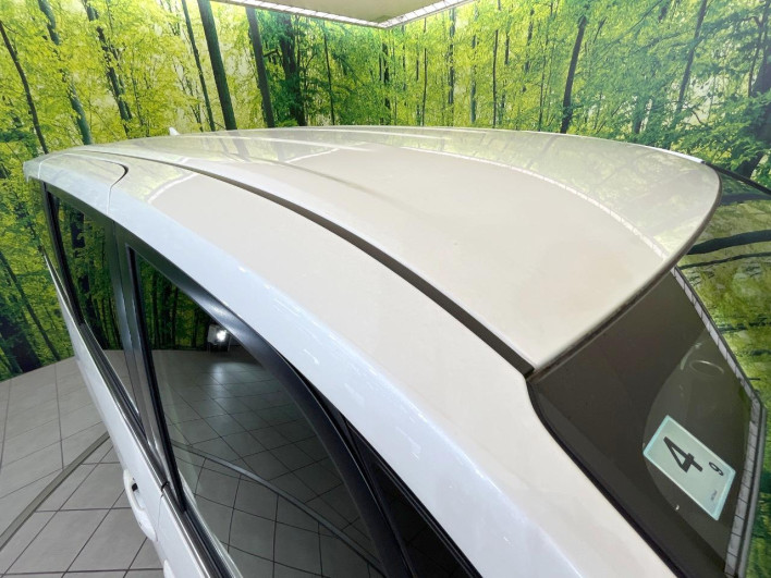 2025 Toyota Voxy 6BA-MZRA90W (UW-69f06769d72f5)[12]