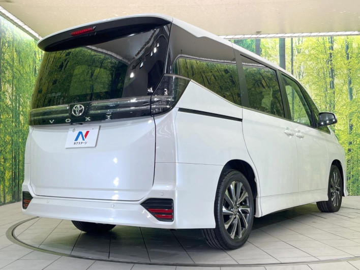 2025 Toyota Voxy 6BA-MZRA90W (UW-69f06769d72f5)[10]