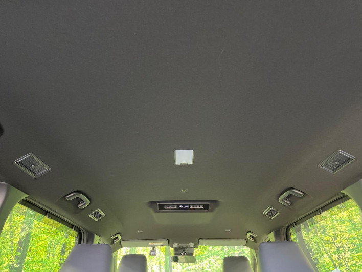 2025 Toyota Voxy 6BA-MZRA90W (UW-69f0676b2fddc)[16]