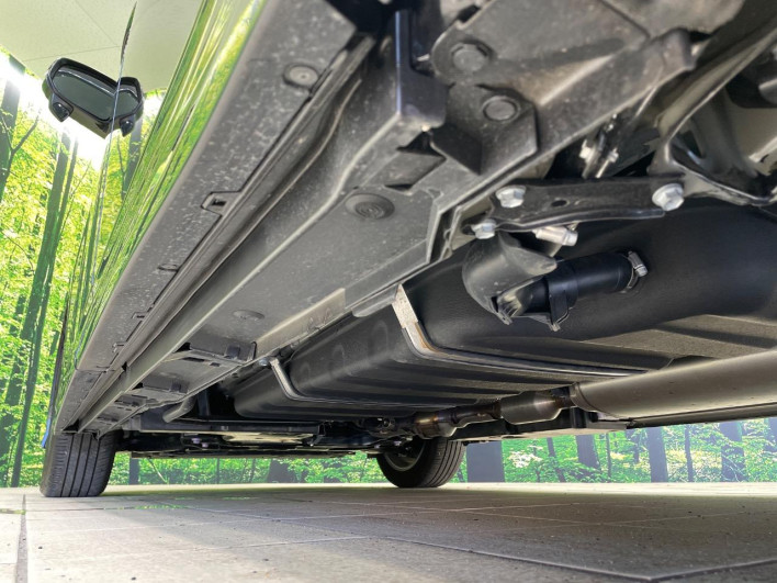 2025 Toyota Voxy 6BA-MZRA90W (UW-69f0676b2fddc)[11]