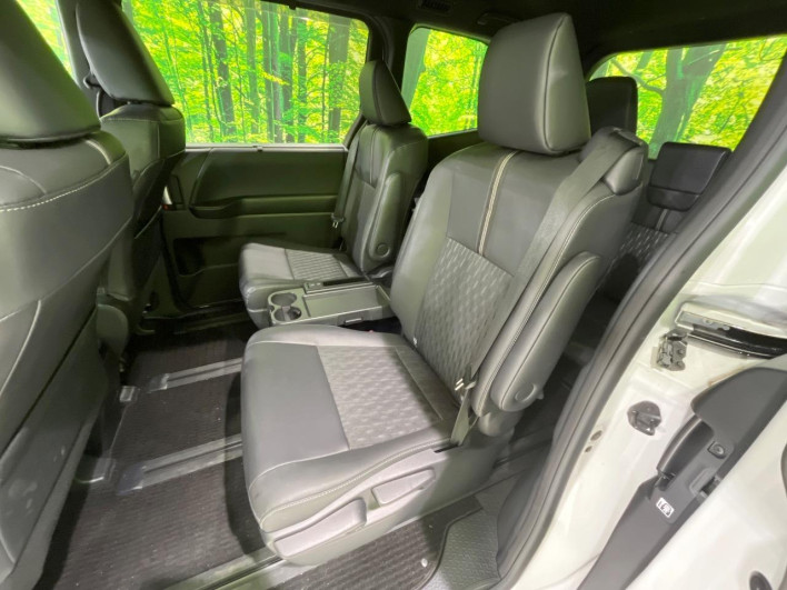 2024 Toyota Noah 6BA-MZRA95W (UW-69f0676bad331)[8]