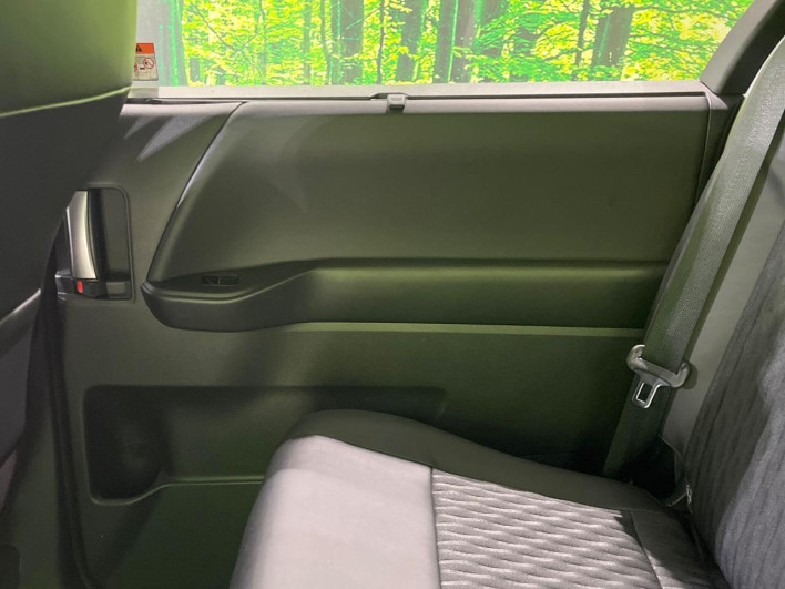 2024 Toyota Noah 6BA-MZRA95W (UW-69f0676bad331)[10]