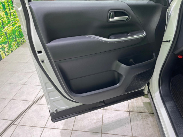 2024 Toyota Noah 6BA-MZRA95W (UW-69f0676bad331)[4]