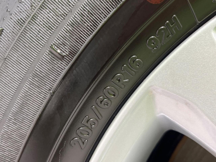 2024 Toyota Noah 6BA-MZRA95W (UW-69f0676bad331)[24]