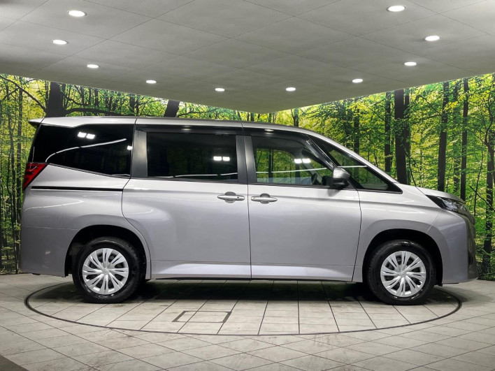 2022 Toyota Noah 6BA-MZRA95W (UW-69f0676bc4d09)[10]