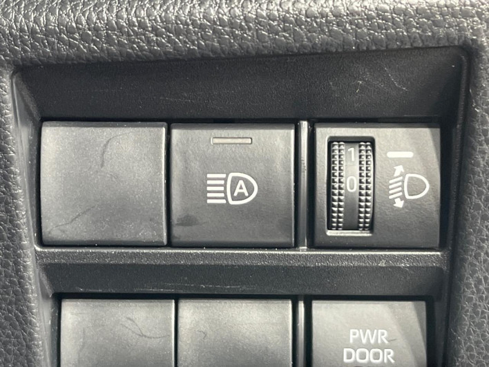 2022 Toyota Noah 6BA-MZRA95W (UW-69f0676bc4d09)[20]