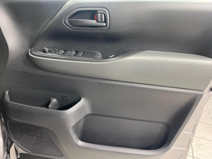 2022 Toyota Noah 6BA-MZRA95W (UW-69f0676bc4d09)[16]