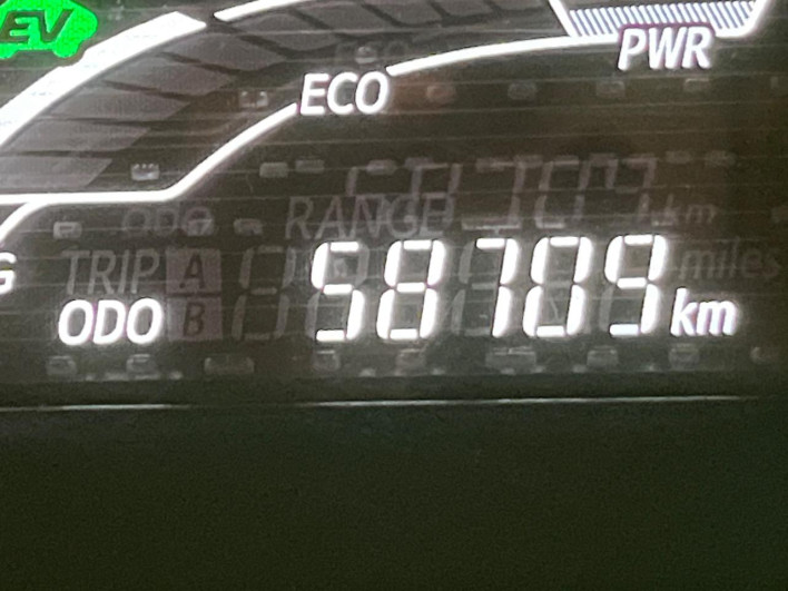 2015 Toyota Aqua DAA-NHP10 (UW-69f0676e03808)[2]