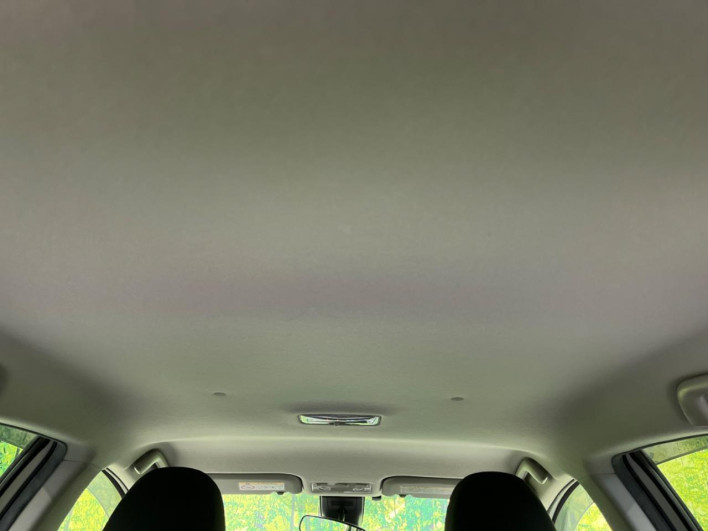 2015 Toyota Aqua DAA-NHP10 (UW-69f0676e094cb)[23]