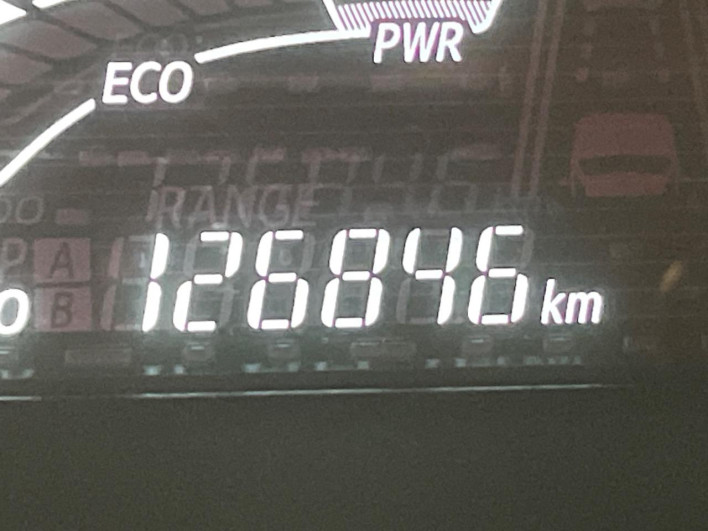 2016 Toyota Aqua DAA-NHP10 (UW-69f0676f93f57)[2]