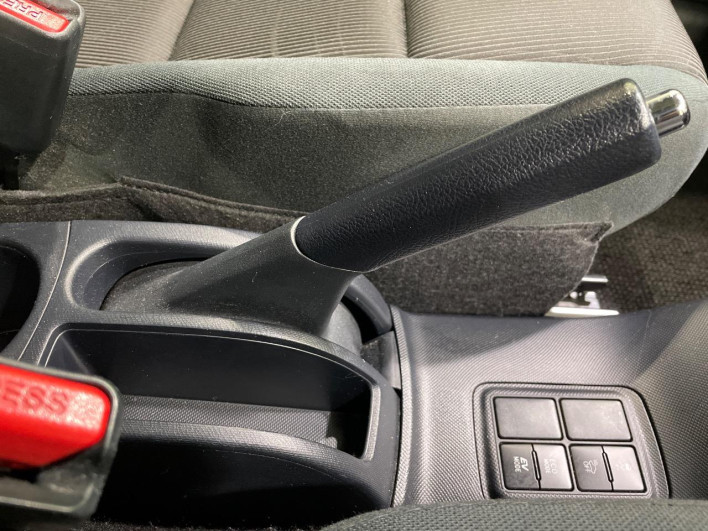 2016 Toyota Aqua DAA-NHP10 (UW-69f0676f93f57)[23]