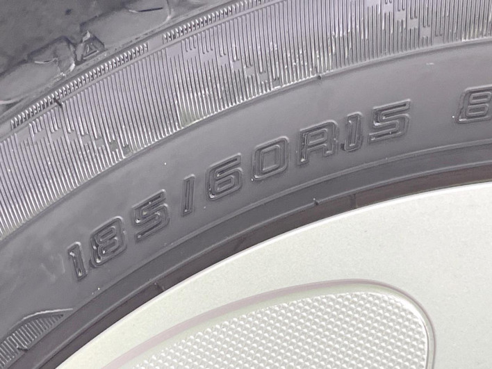 2020 Toyota Aqua 6AA-NHP10 (UW-69f0676fe3003)[18]