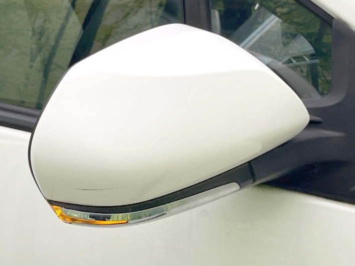 2020 Toyota Aqua 6AA-NHP10 (UW-69f0676fe3003)[14]