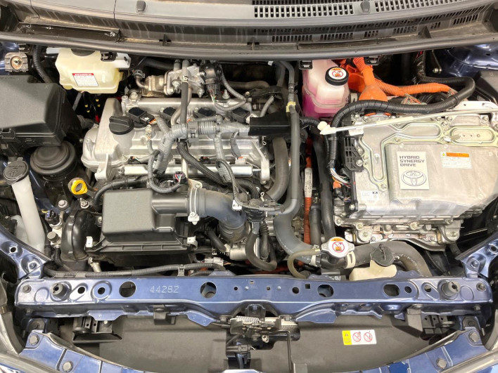 2020 Toyota Aqua 6AA-NHP10 (UW-69f0676fe4365)[7]