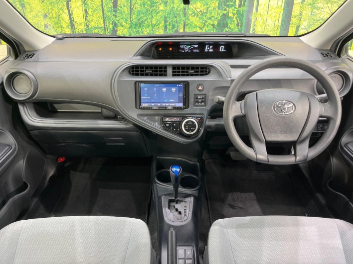 2021 Toyota Aqua 6AA-NHP10 (UW-69f0676fed25b)[28]