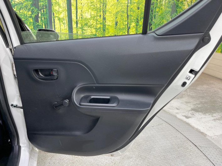 2021 Toyota Aqua 6AA-NHP10 (UW-69f0676fed25b)[27]