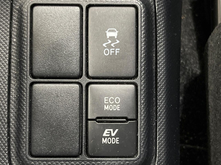 2021 Toyota Aqua 6AA-NHP10 (UW-69f0676fed25b)[21]