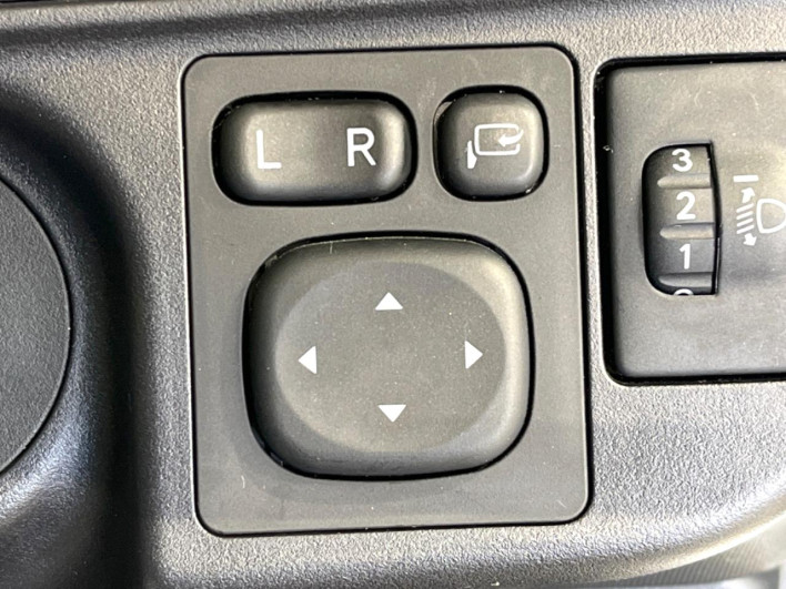 2021 Toyota Aqua 6AA-NHP10 (UW-69f06771f23c3)[23]