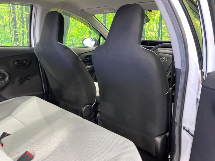 2021 Toyota Aqua 6AA-NHP10 (UW-69f06771f23c3)[17]