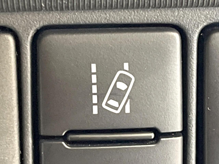 2021 Toyota Aqua 6AA-NHP10 (UW-69f06771f23c3)[26]