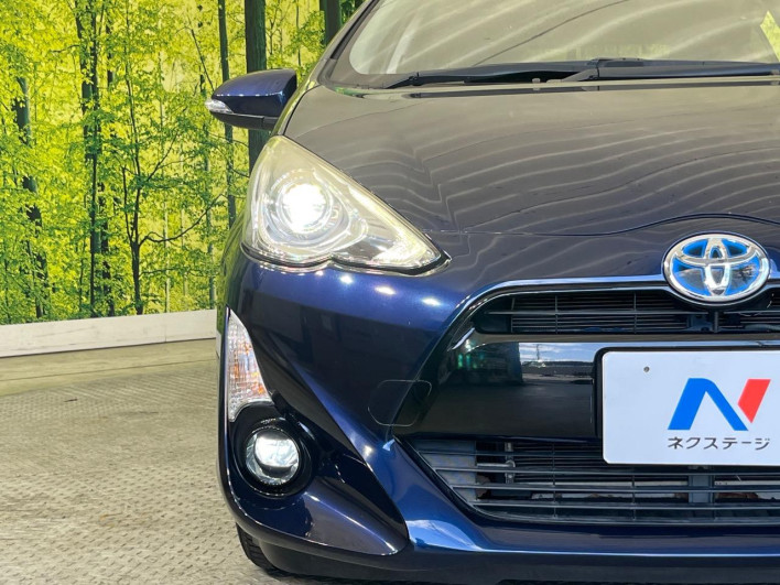 2017 Toyota Aqua DAA-NHP10 (UW-69f0677228867)[23]