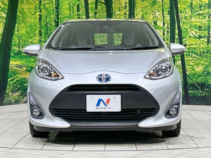 2017 Toyota Aqua DAA-NHP10 (UW-69f0677239157)[12]