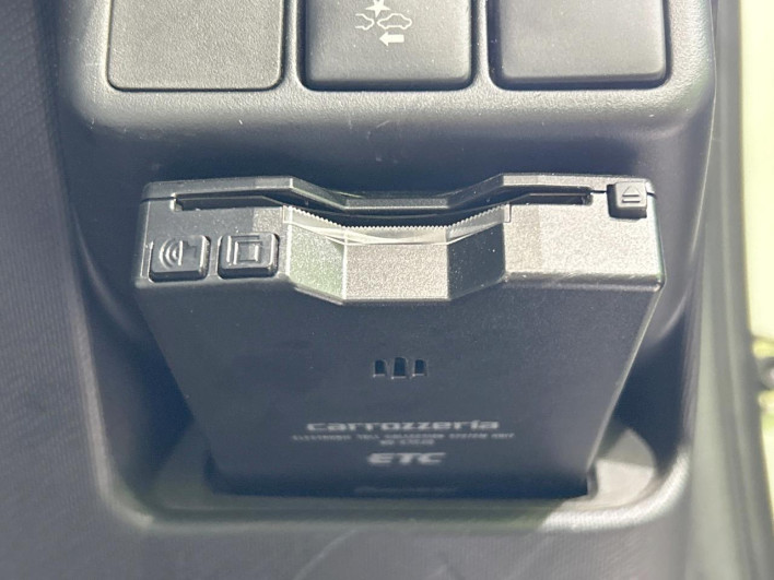 2017 Toyota Aqua DAA-NHP10 (UW-69f0677239157)[17]