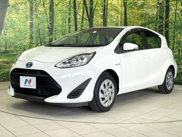 2018 Toyota Aqua DAA-NHP10 (UW-69f06773e3b40)[14]