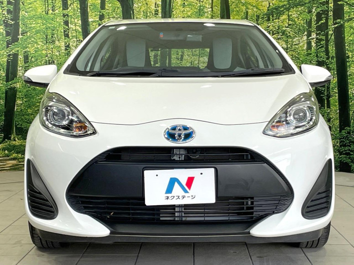 2018 Toyota Aqua DAA-NHP10 (UW-69f06773e3b40)[15]