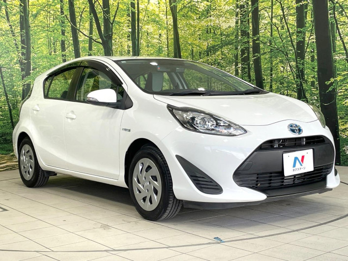 2018 Toyota Aqua DAA-NHP10 (UW-69f06773e3b40)[16]