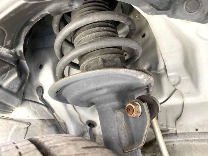 2018 Toyota Aqua DAA-NHP10 (UW-69f06773e3b40)[6]