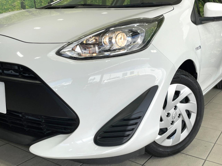 2018 Toyota Aqua DAA-NHP10 (UW-69f06773e3b40)[13]