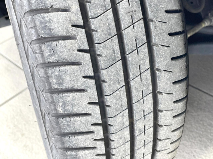 2018 Toyota Aqua DAA-NHP10 (UW-69f06773e3b40)[10]