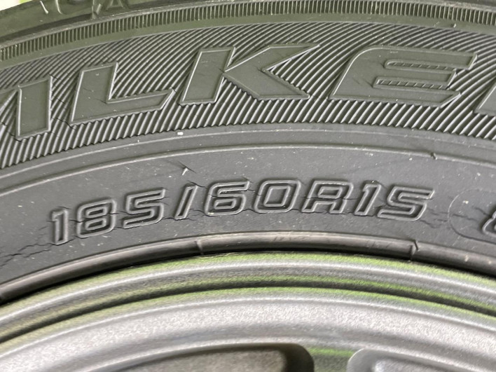 2018 Toyota Aqua DAA-NHP10 (UW-69f0677414486)[9]