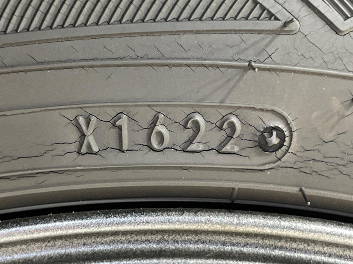 2018 Toyota Aqua DAA-NHP10 (UW-69f0677414486)[8]