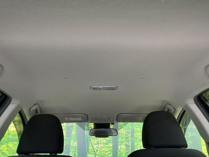 2018 Toyota Aqua DAA-NHP10 (UW-69f0677414486)[28]