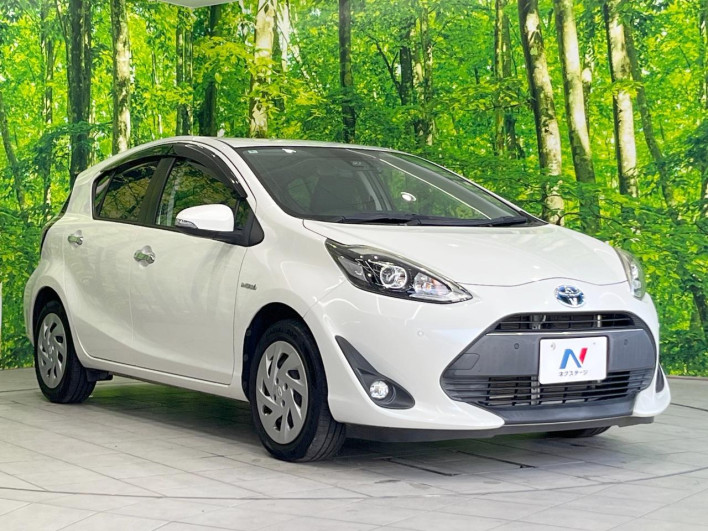 2018 Toyota Aqua DAA-NHP10 (UW-69f067746624e)[10]