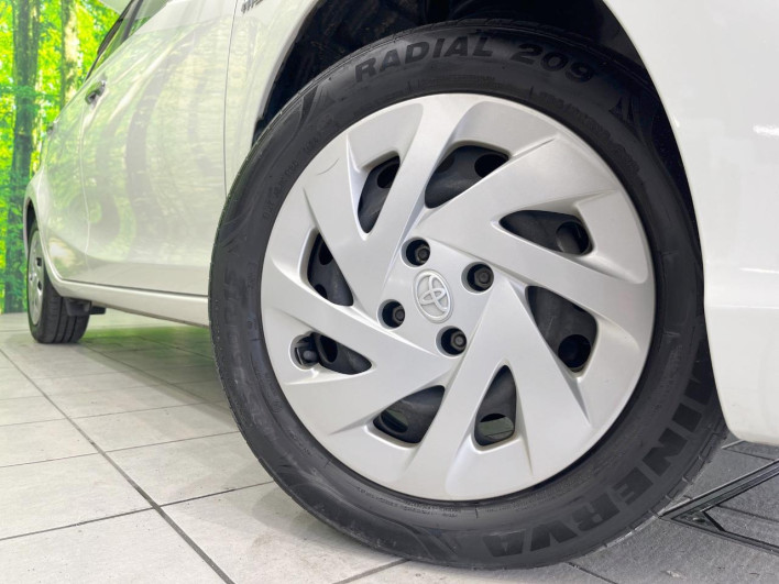 2018 Toyota Aqua DAA-NHP10 (UW-69f067746624e)[17]