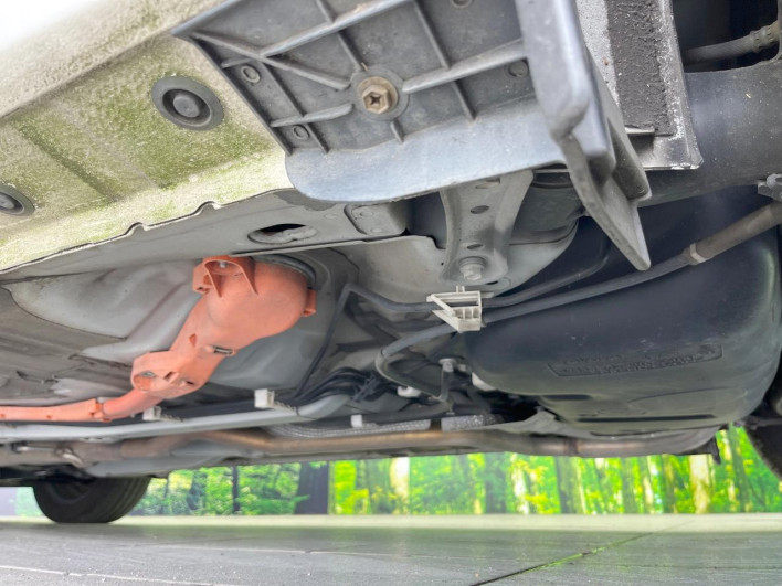 2018 Toyota Aqua DAA-NHP10 (UW-69f067746624e)[22]